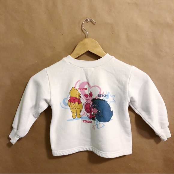 Other - Vintage Pooh Bear Crewneck Sweater